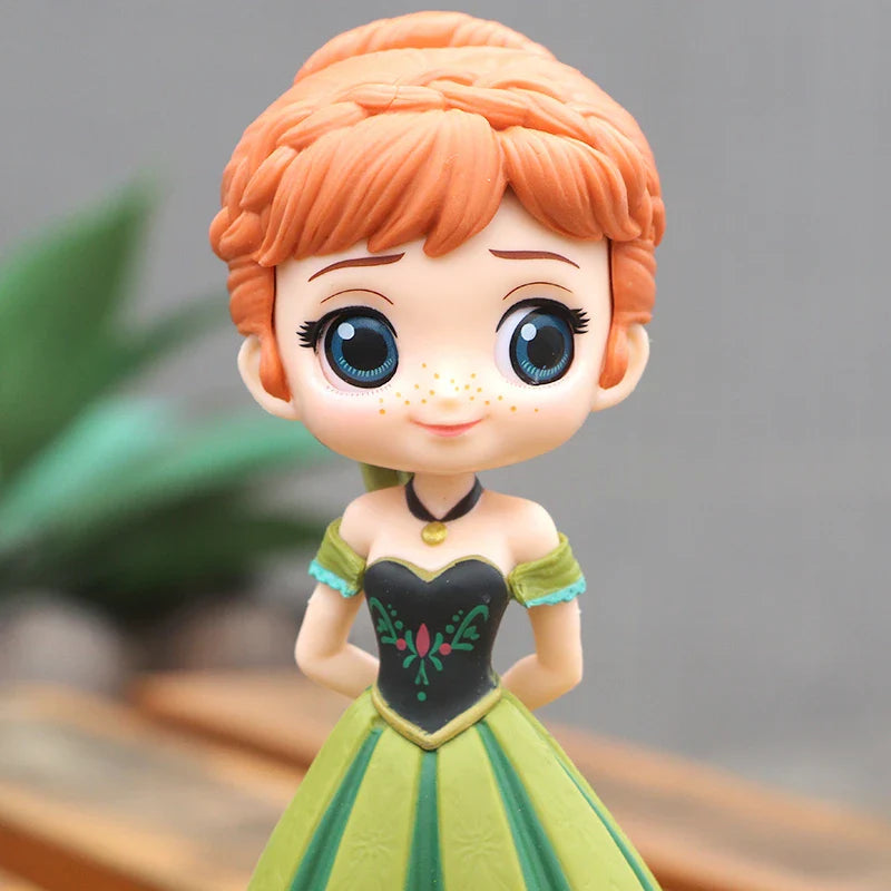 Design excelent figurină Frozen - mai multe variante