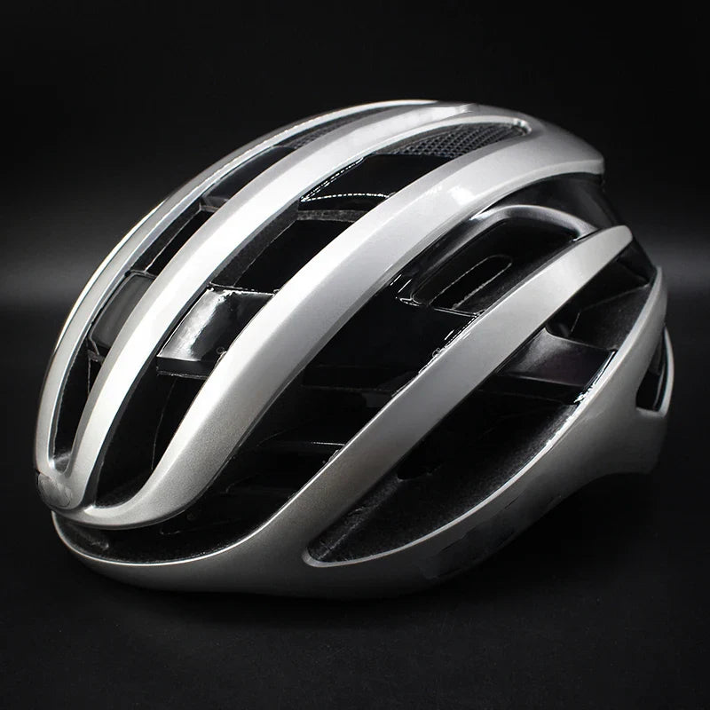Design casca de bicicleta - mai multe variante