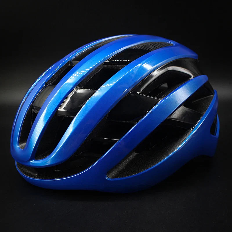 Design casca de bicicleta - mai multe variante