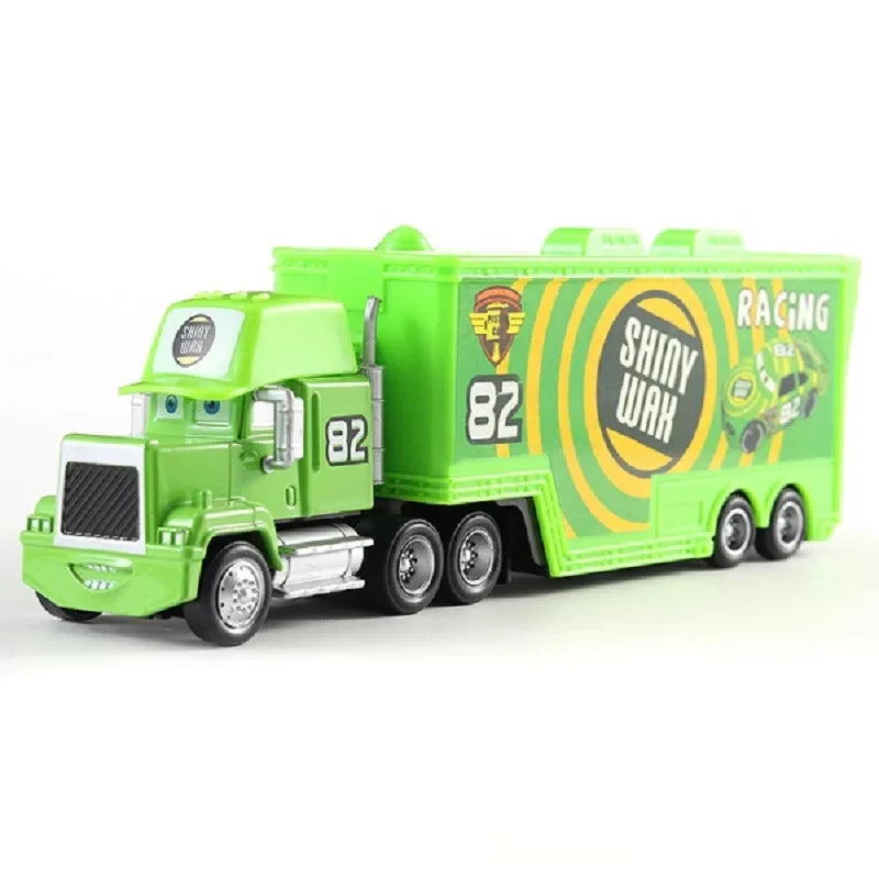 Camioane din basmul Cars 3 - mai multe variante