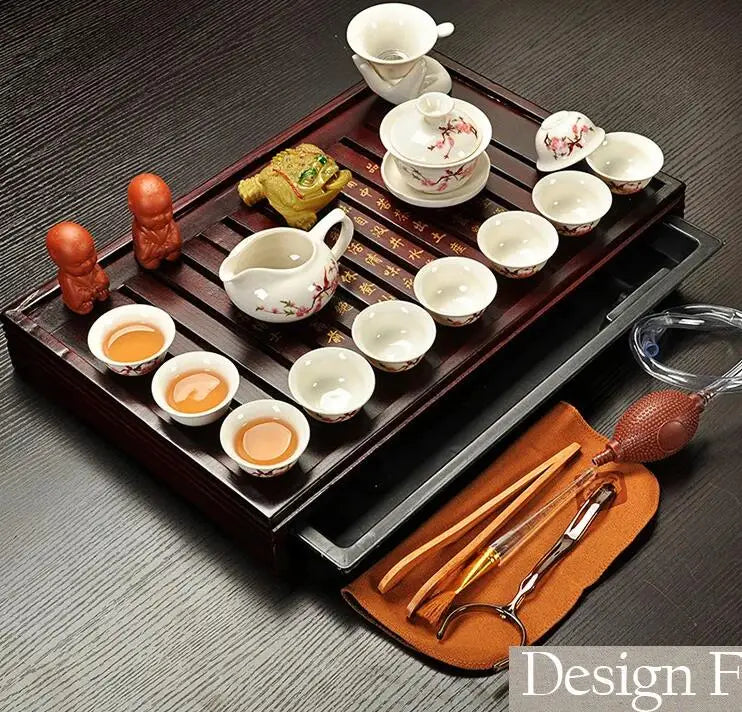 Design set de ceai japonez - mai multe variante