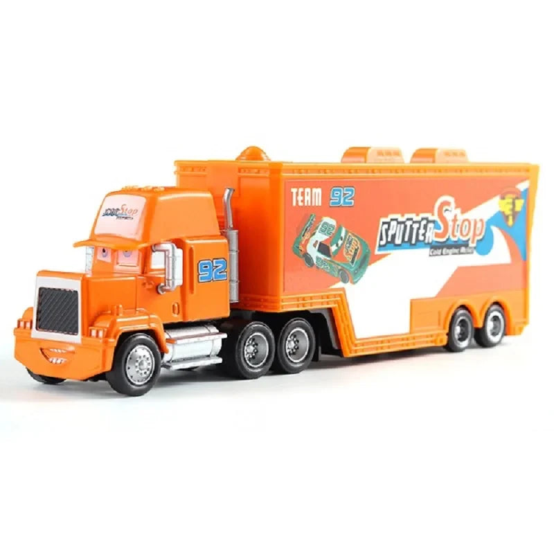 Camioane din basmul Cars 3 - mai multe variante