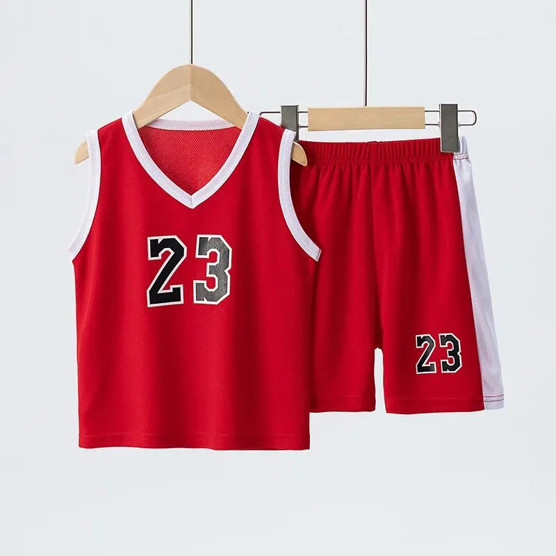 Tricou de baschet pentru copii și pantaloni scurți - mai multe variante