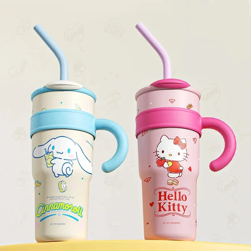 Sticlă de băut cu design Hello Kitty - mai multe variante