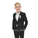 Costum de băiat pentru nuntă - mai multe variante