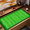 Tastatură și mouse pad - teren de fotbal