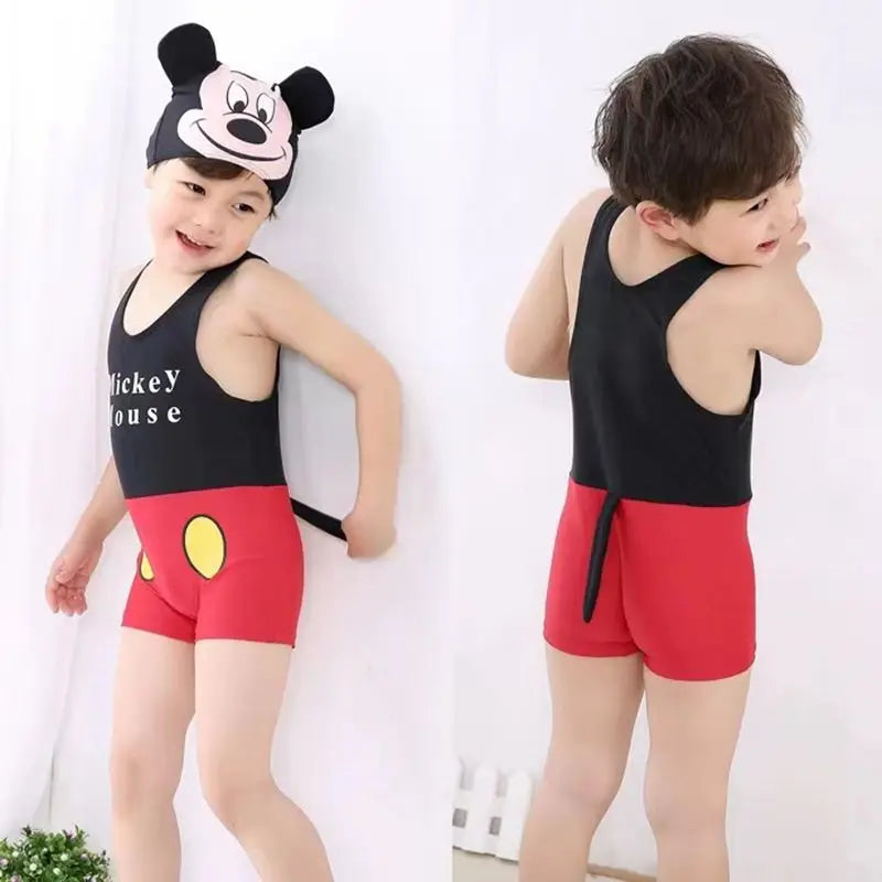 Costum de baie și șapcă pentru băieți Mickey Mouse