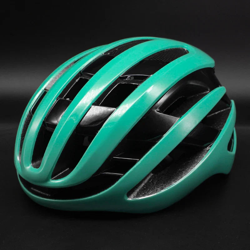 Design casca de bicicleta - mai multe variante