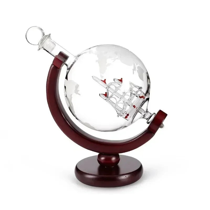 Decanter de lux în formă de glob - set cadou pentru whisky cu bază din lemn