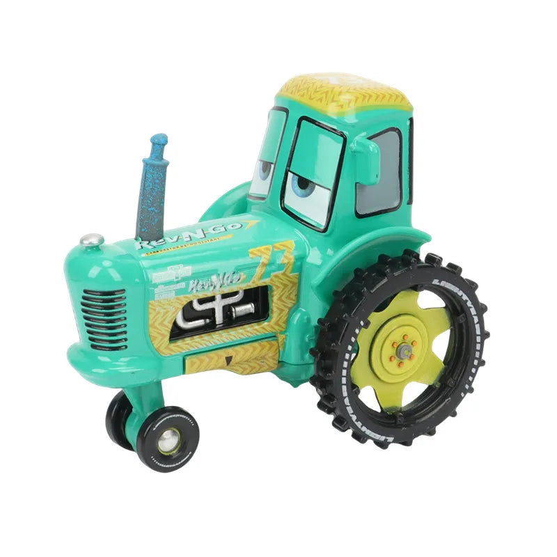 Tractorul din basmul Cars 3 - mai multe variante