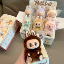 Păpușă Labubu șezând - mai multe variante