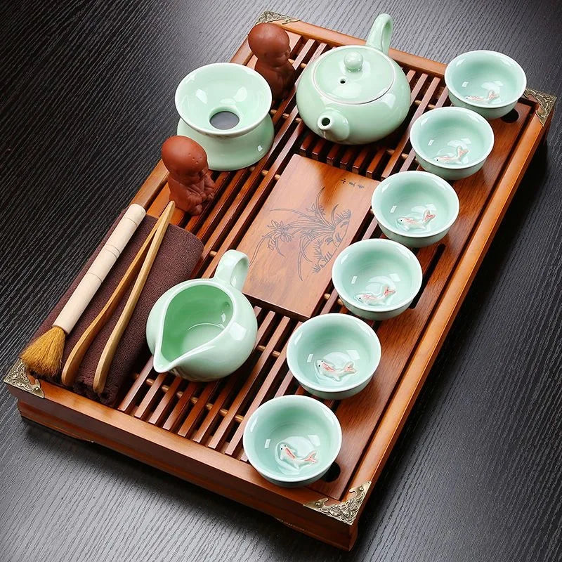 Set de ceai din ceramică Yixing cu tavă din lemn - mai multe variante