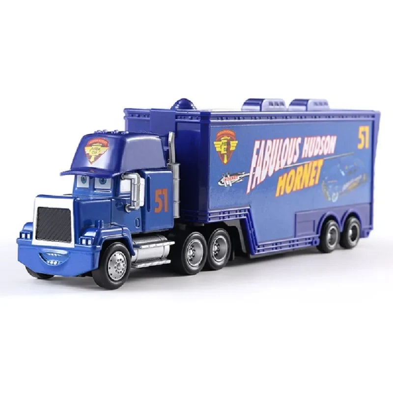 Camioane din basmul Cars 3 - mai multe variante