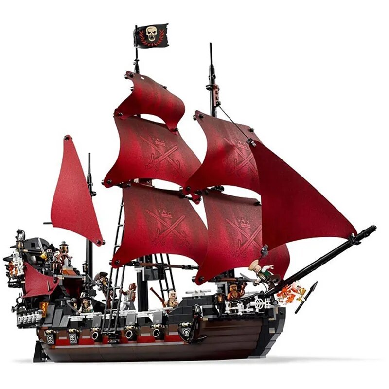 Navă de pirați uriașă pentru Lego - mai multe variante