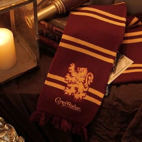 Eșarfă din filmul Harry Potter - mai multe variante