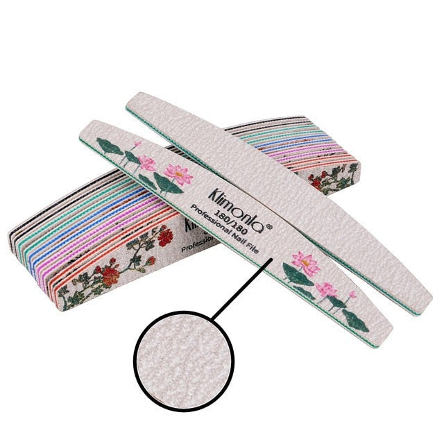 Fișă de unghii cu motiv floral - mai multe variante