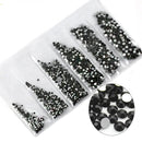 Pietre de stras pentru decorarea unghiilor - mai multe variante