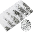 Pietre de stras pentru decorarea unghiilor - mai multe variante