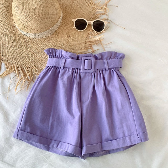 Pantaloni scurți de culoare pentru femei cu centură - mai multe culori