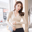 Tricou cu guler în V pentru femei - mai multe culori